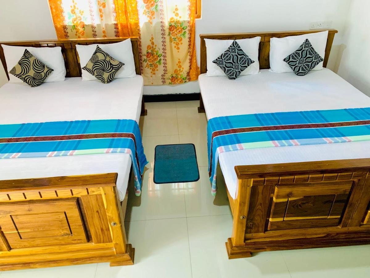 Rich Resort & Restaurant Anuradhapura Buitenkant foto